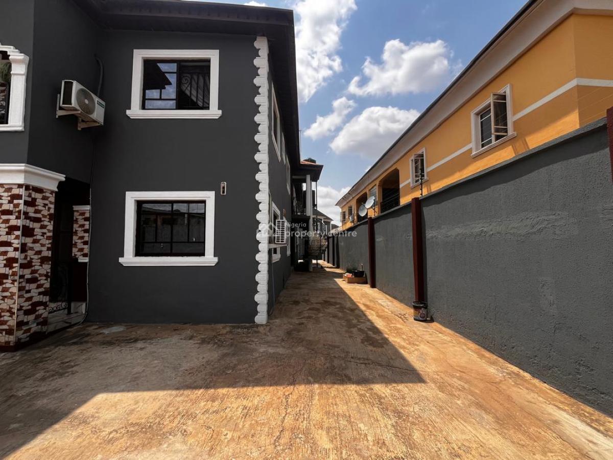 3 Bedroom Flat, Olumuyiwa Street Off Tomi Williams, Idimu, Lagos, Flat / Apartment for Rent