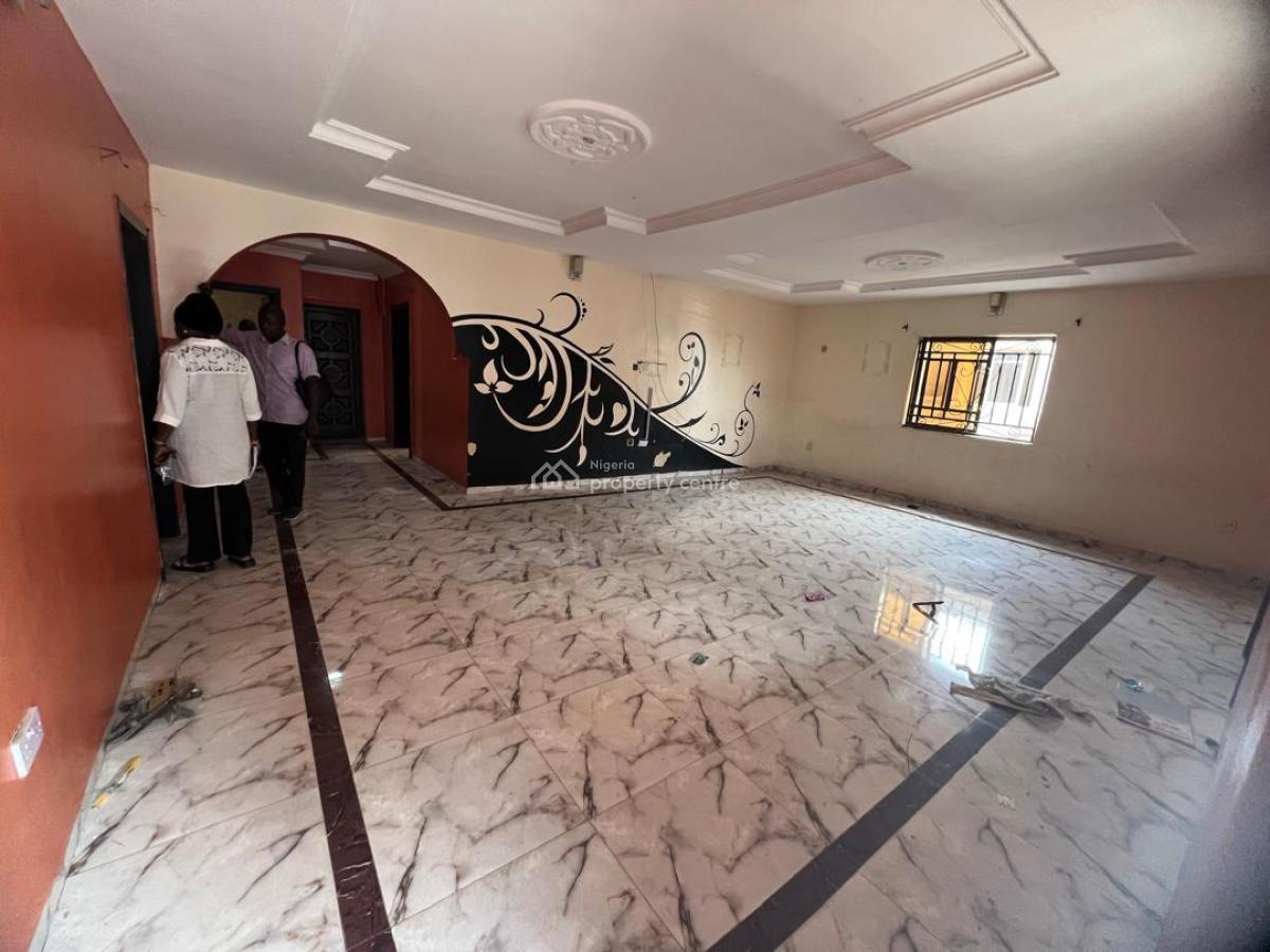 3 Bedroom Flat, Olumuyiwa Street Off Tomi Williams, Idimu, Lagos, Flat / Apartment for Rent