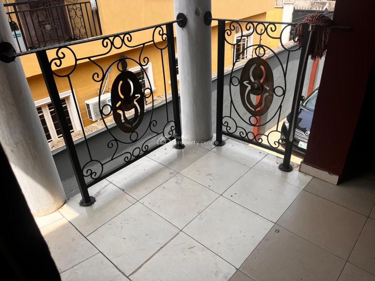 3 Bedroom Flat, Olumuyiwa Street Off Tomi Williams, Idimu, Lagos, Flat / Apartment for Rent