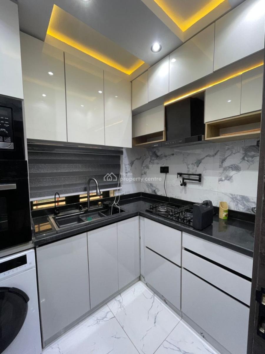 2 Bedrooms Apartment, Allen, Ikeja, Lagos, Flat / Apartment Short Let