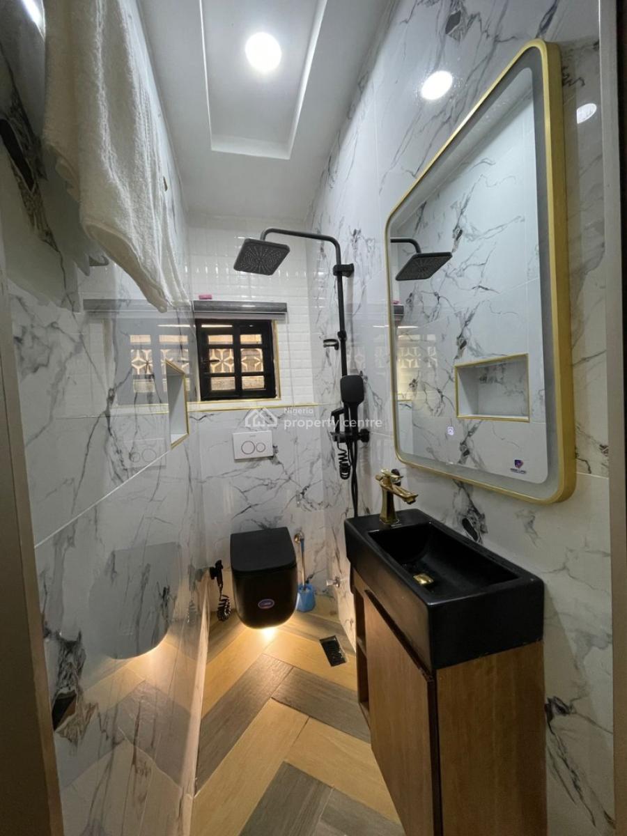 2 Bedrooms Apartment, Allen, Ikeja, Lagos, Flat / Apartment Short Let