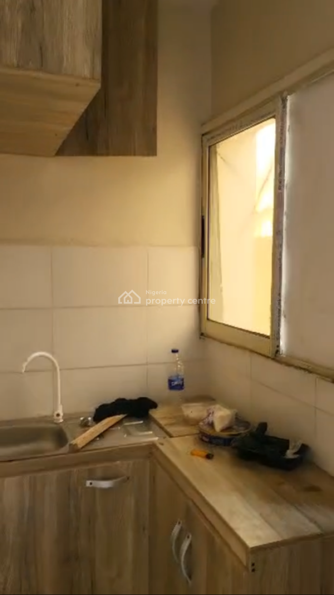 Luxury Self Contain with Excellent Facility, Conservation Road, Lekki, Lagos, Self Contain (single Rooms) for Rent