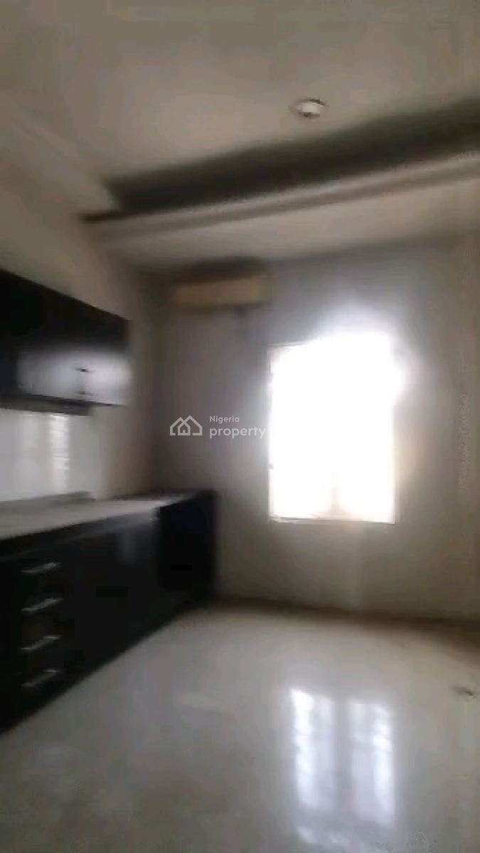 Spacious 3-bedroom Flat, Jahi, Abuja, Flat / Apartment for Rent