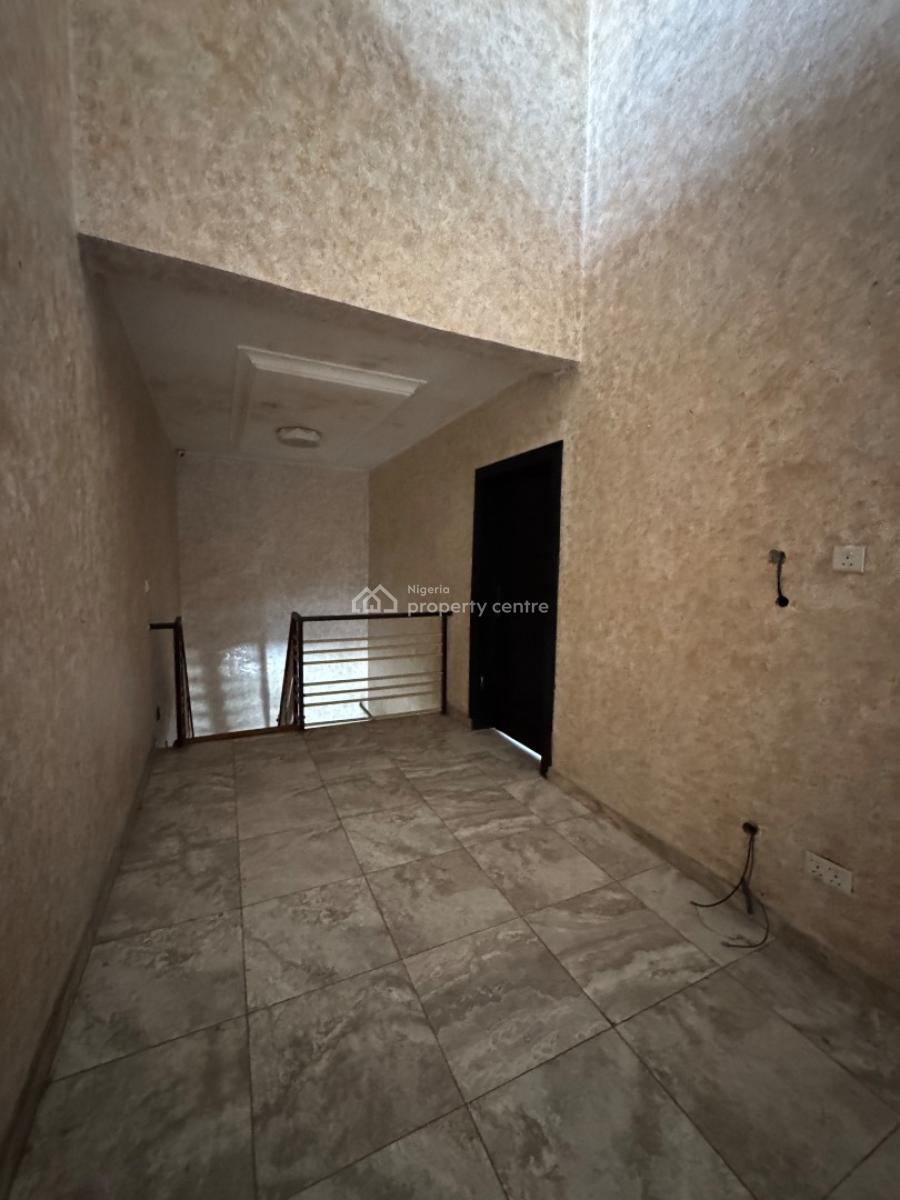 Decent 4 Bedroom Terrace Duplex, Osapa, Lekki, Lagos, Terraced Duplex for Rent