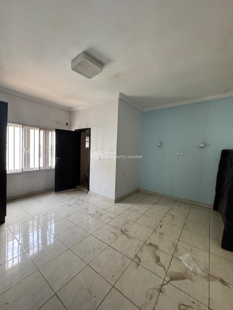 Decent 4 Bedroom Terrace Duplex, Osapa, Lekki, Lagos, Terraced Duplex for Rent