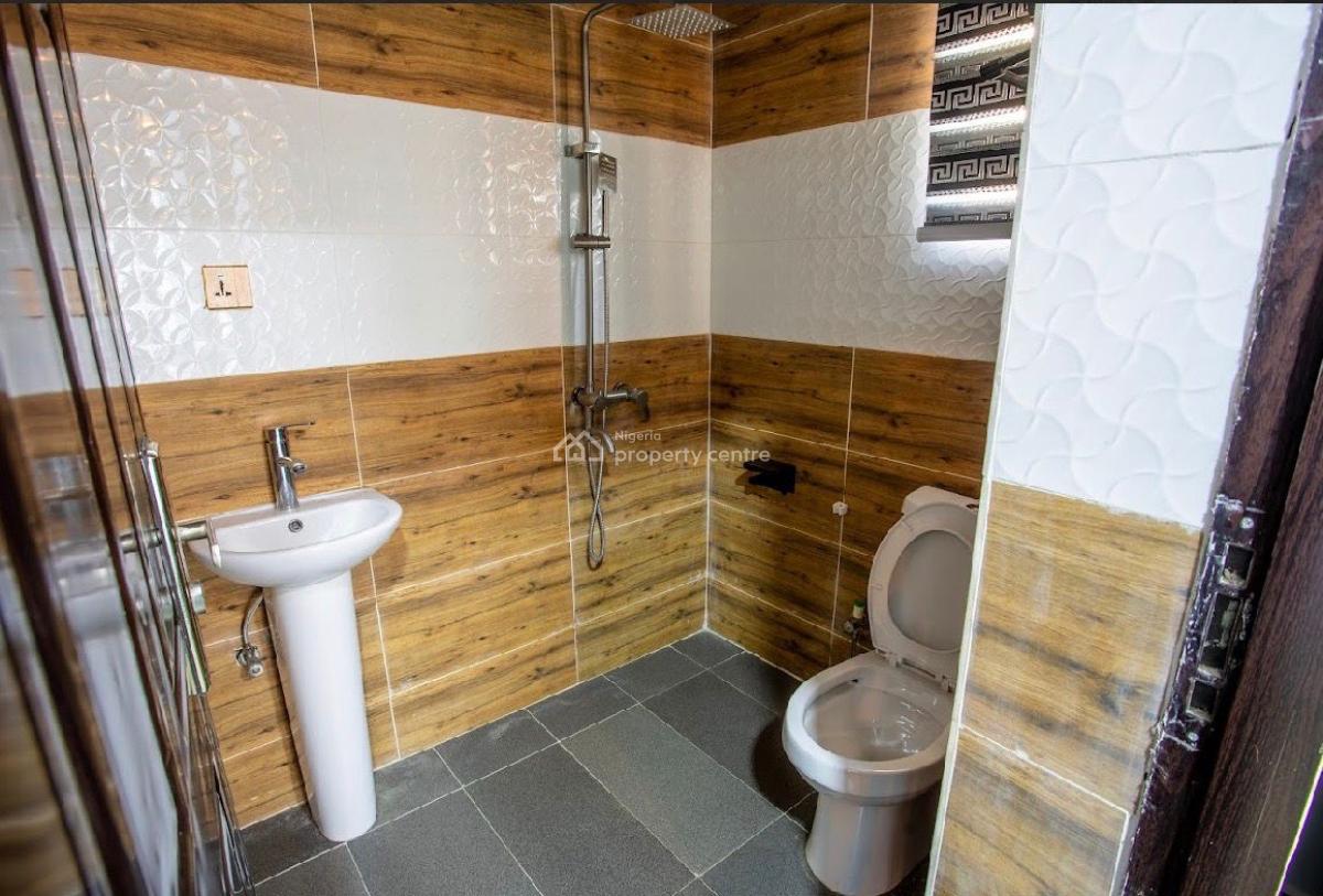 3 Bedrooms Terrace, Plot 3124, Jedo Estate Road, After Dunamis Church, Lugbe District, Abuja, Terraced Duplex Short Let