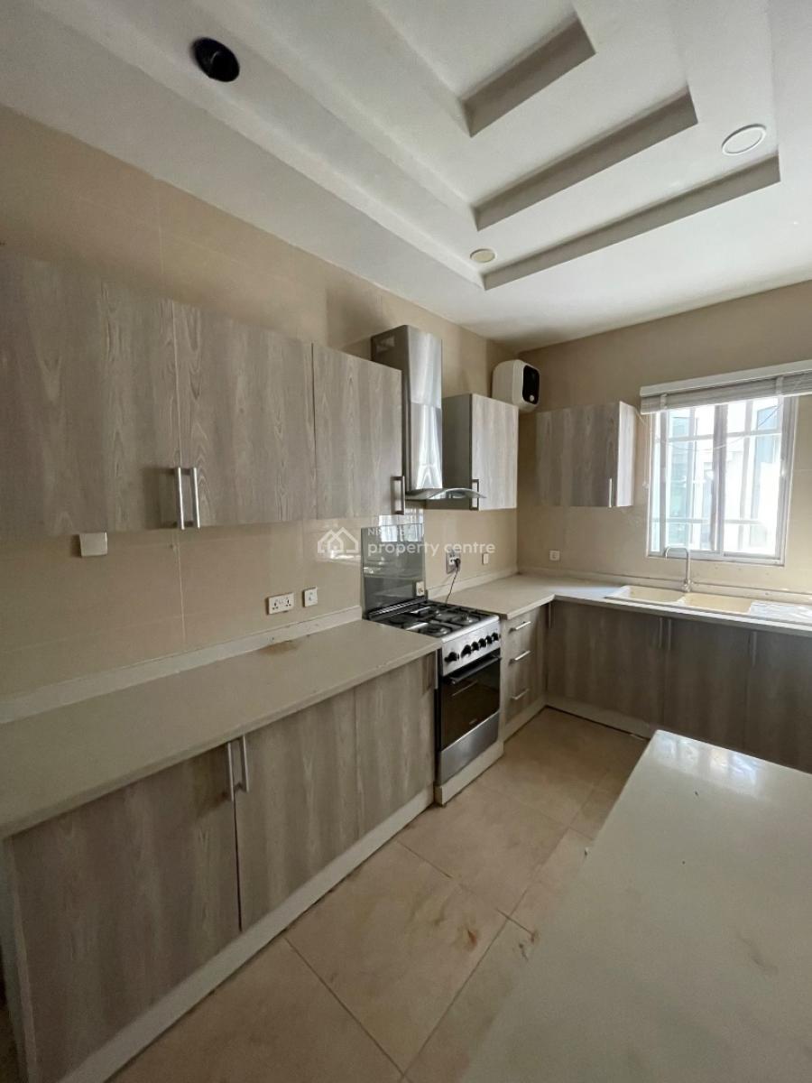 2 Bedroom Apartment, Ilasan, Lekki, Lagos, Flat / Apartment for Rent
