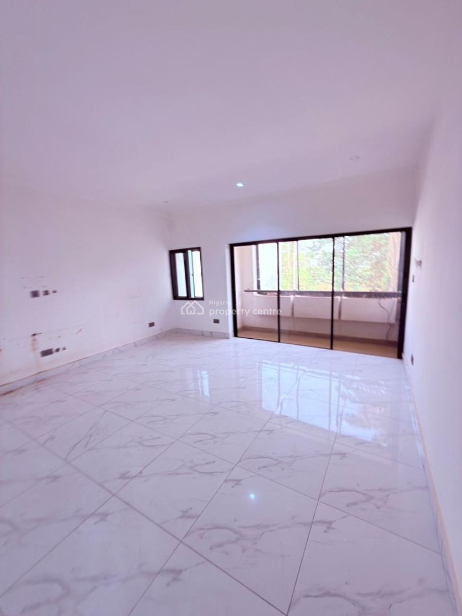 Beautiful 3 Bedroom Flat with Bq, Ademola Adetukunbo Crescent, Wuse 2, Abuja, Flat / Apartment for Rent