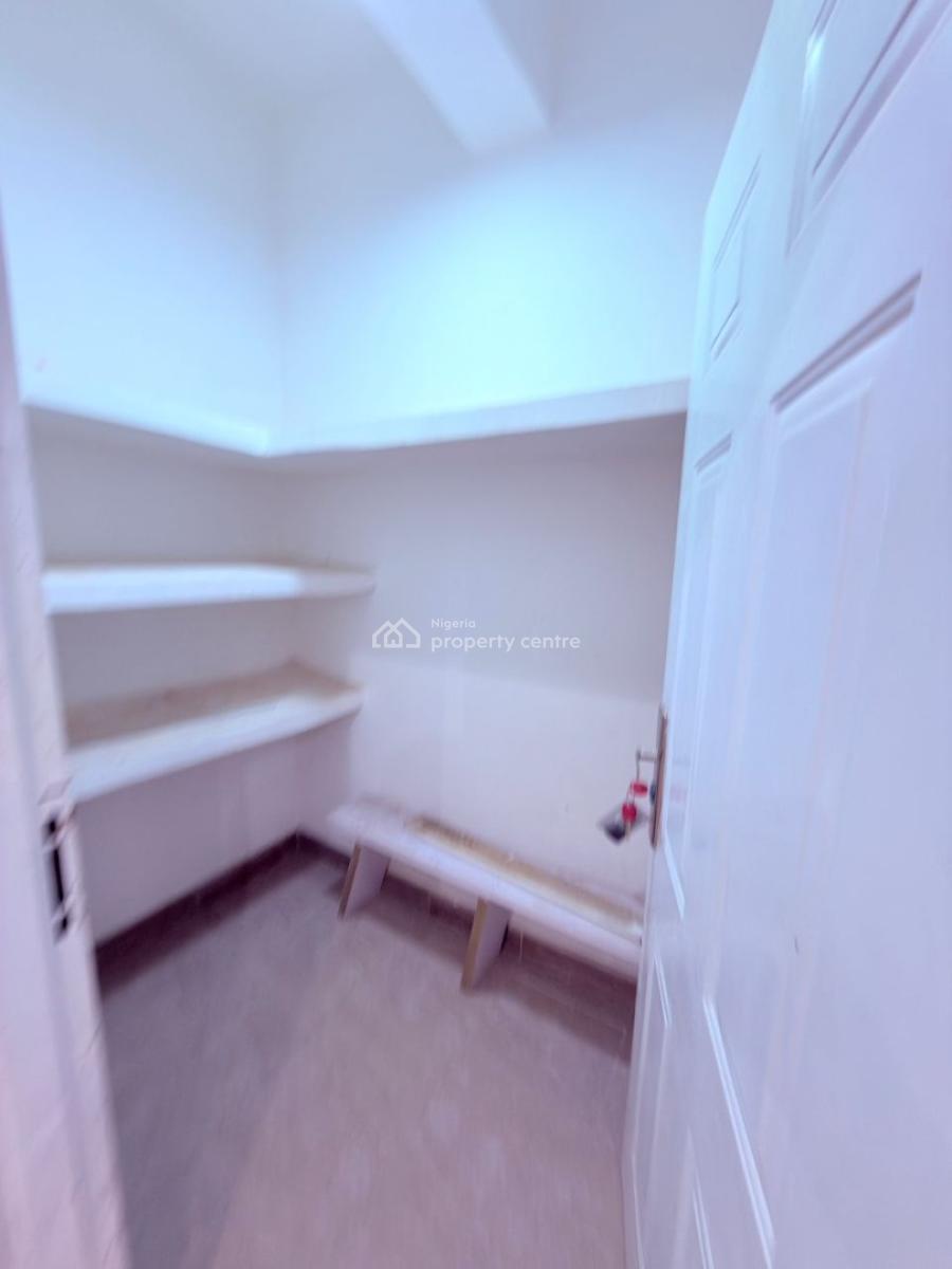 Beautiful 3 Bedroom Flat with Bq, Ademola Adetukunbo Crescent, Wuse 2, Abuja, Flat / Apartment for Rent