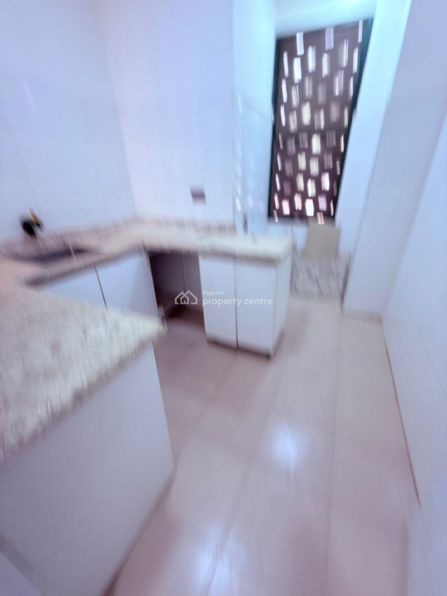 Beautiful 3 Bedroom Flat with Bq, Ademola Adetukunbo Crescent, Wuse 2, Abuja, Flat / Apartment for Rent