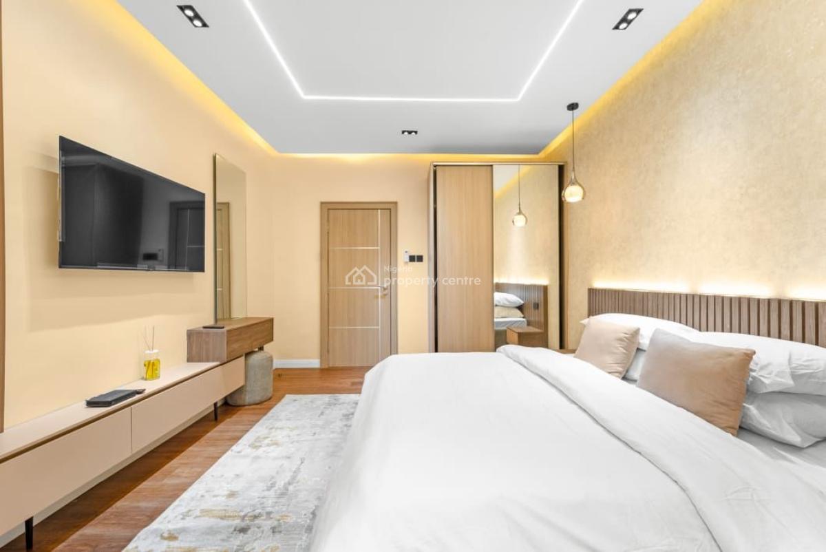 Luxurious 2 Bedrooms Apartment with Ps5 and Great Amenities, Rev. Ogunbiyi Street, Ikeja Gra, Ikeja, Lagos, Flat / Apartment Short Let