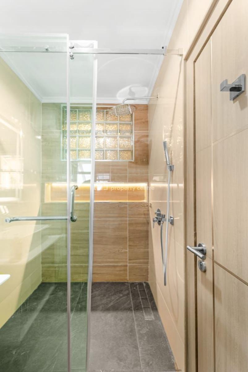 Luxurious 2 Bedrooms Apartment with Ps5 and Great Amenities, Rev. Ogunbiyi Street, Ikeja Gra, Ikeja, Lagos, Flat / Apartment Short Let