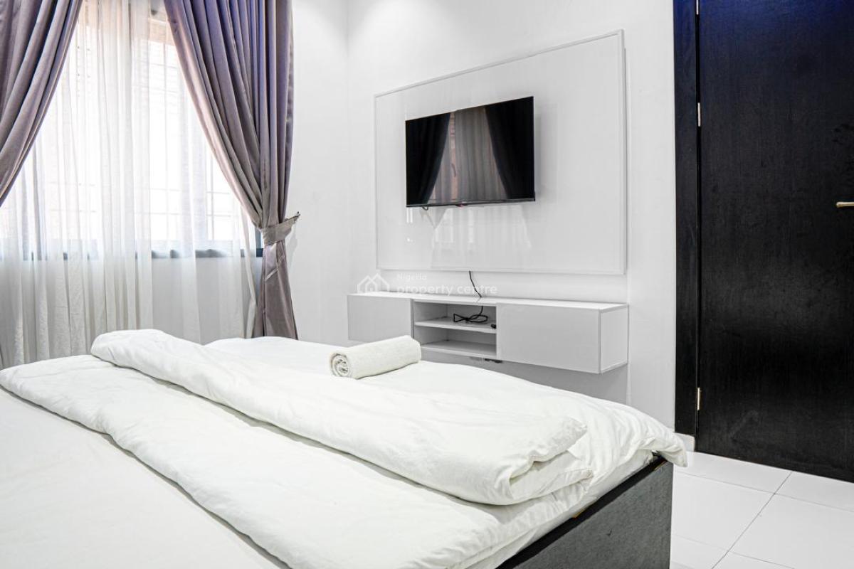 3 Bedroom Fully Furnished Apartment, Lekki Phase 1, Lekki, Lagos, House for Rent