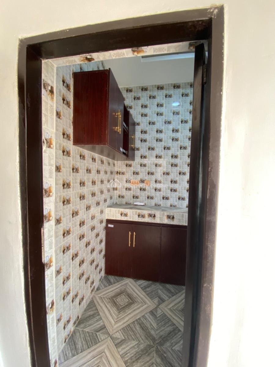 Newly Built 1 Bedroom Apartment with Pop Ceiling & Security, Off Rumuodara By Culvet,  Elimgbu Eliozu Oroigwe Road, Port Harcourt, Rivers, Flat / Apartment for Rent