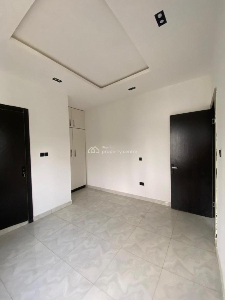 Exquisite 4 Bedroom Fully Detached Duplex with Bq in a Secure Estate, General Paint, Ajah, Lagos, Semi-detached Duplex for Sale