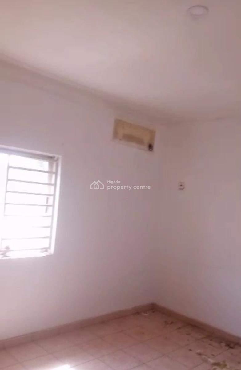 2 Bedroom Flat on a Second Floor, Utako, Abuja, Flat / Apartment for Rent