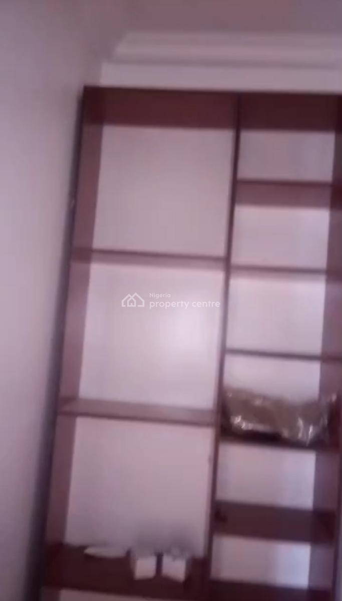 2 Bedroom Flat on a Second Floor, Utako, Abuja, Flat / Apartment for Rent