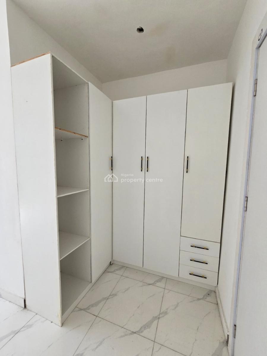 3bedroom Terrace in Ikota, Ikota, Ikota, Lekki, Lagos, Terraced Duplex for Sale