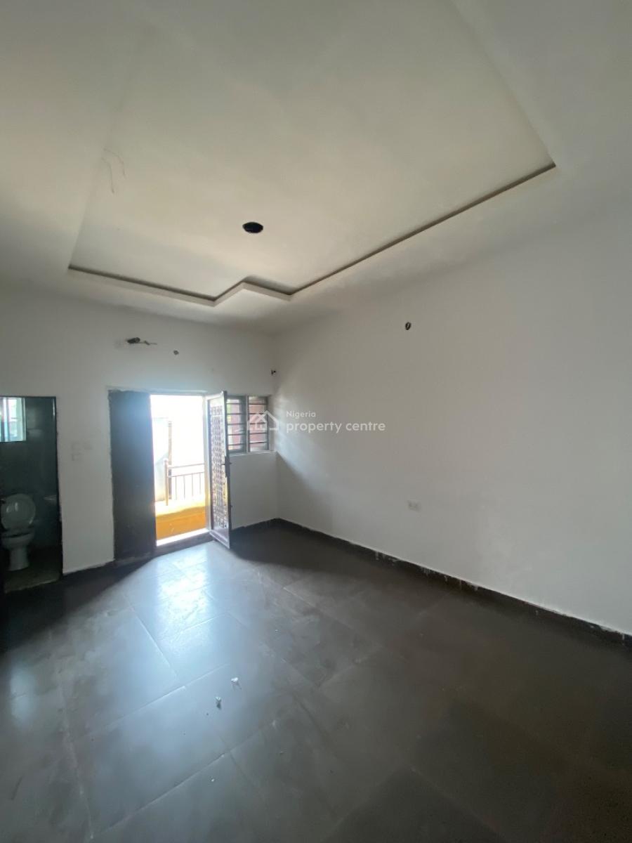 Standard Two Bedroom Apartment, Hope Ville Estate Opposite Hot Bread, Sangotedo, Ajah, Lagos, Flat / Apartment for Rent