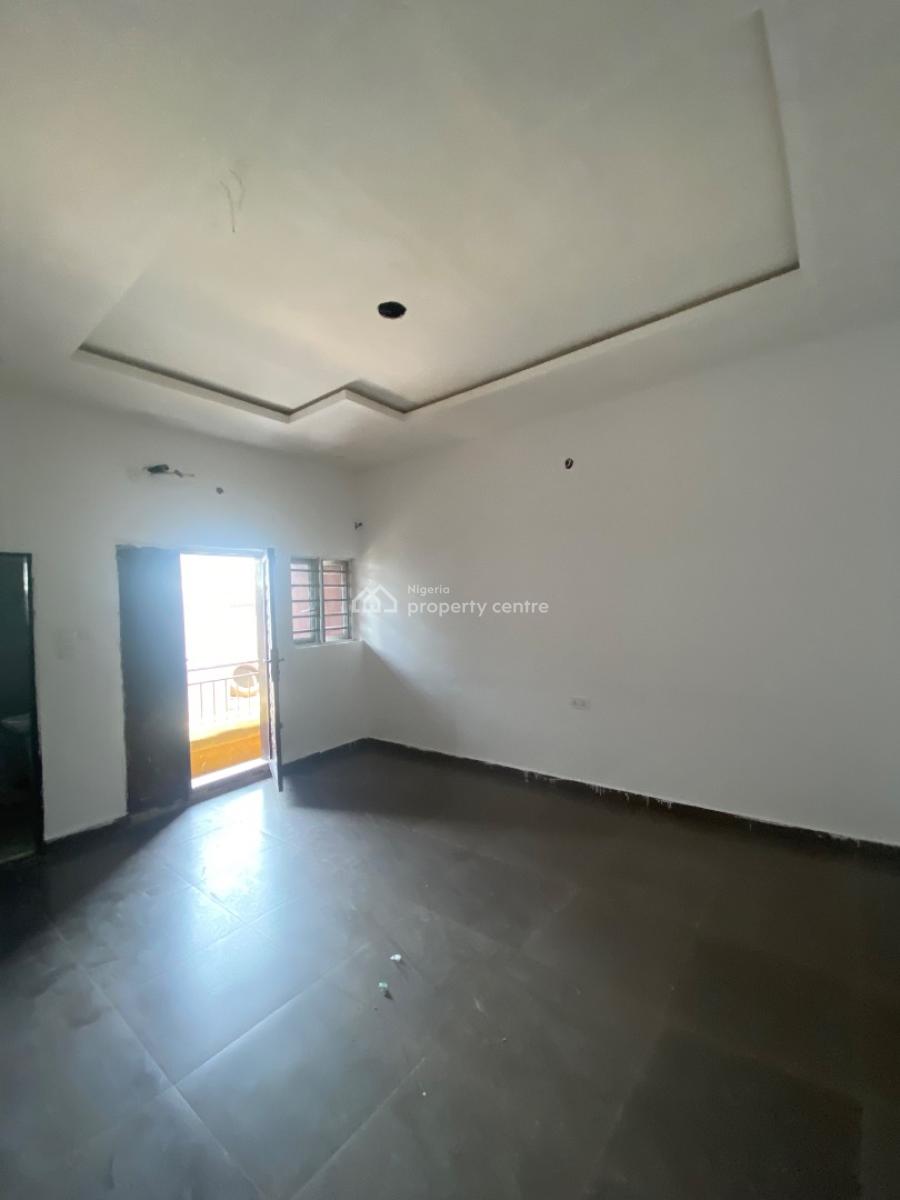 Standard Two Bedroom Apartment, Hope Ville Estate Opposite Hot Bread, Sangotedo, Ajah, Lagos, Flat / Apartment for Rent