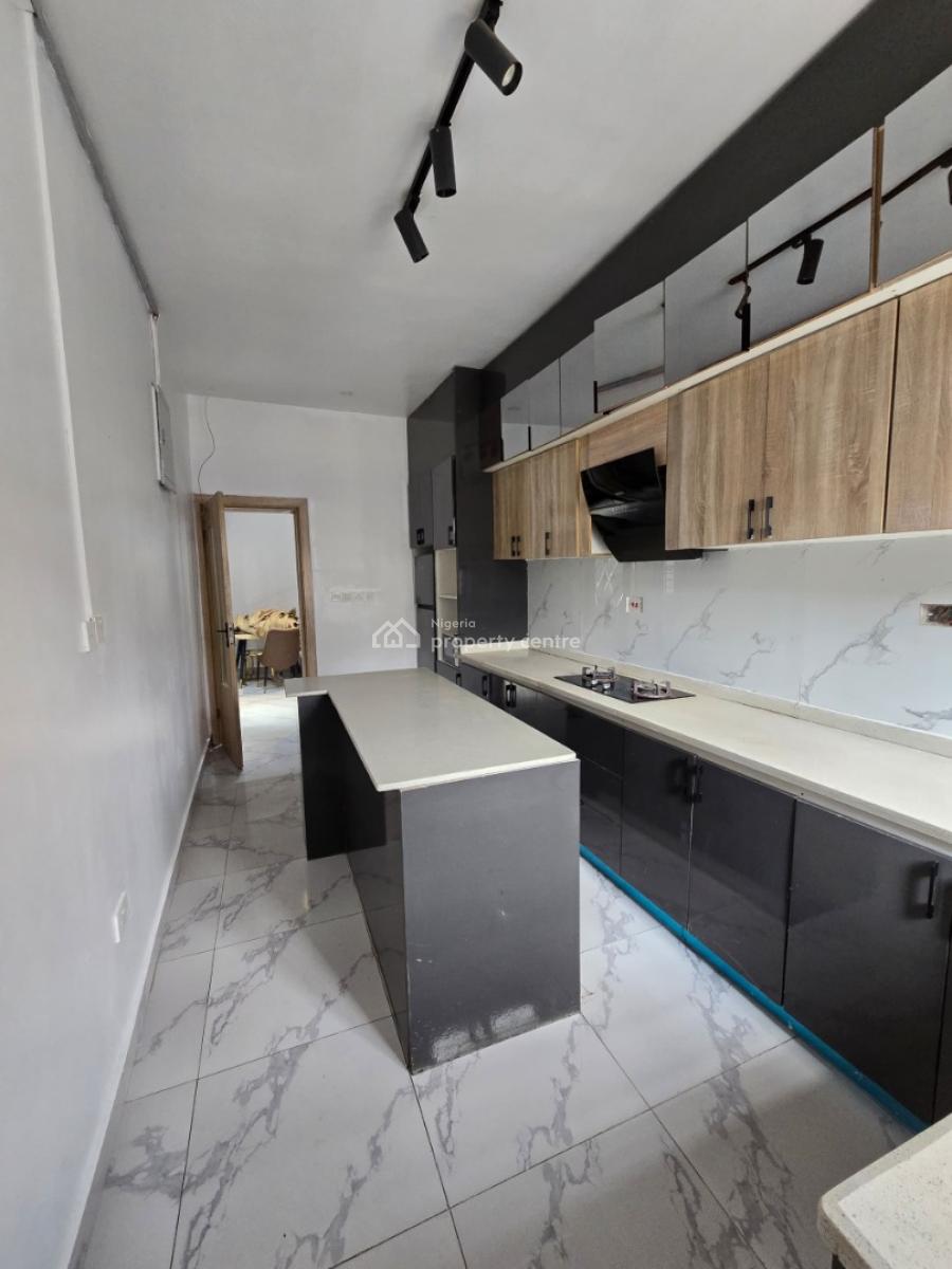 4bedroom Terrace Duplex in Orchid, Orchid Road, Lafiaji, Lekki, Lagos, Terraced Duplex for Sale