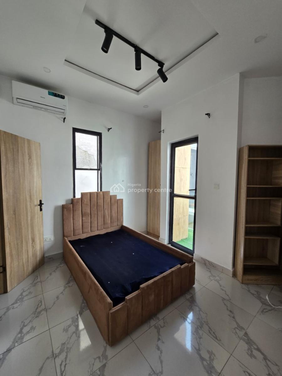 4bedroom Terrace Duplex in Orchid, Orchid Road, Lafiaji, Lekki, Lagos, Terraced Duplex for Sale