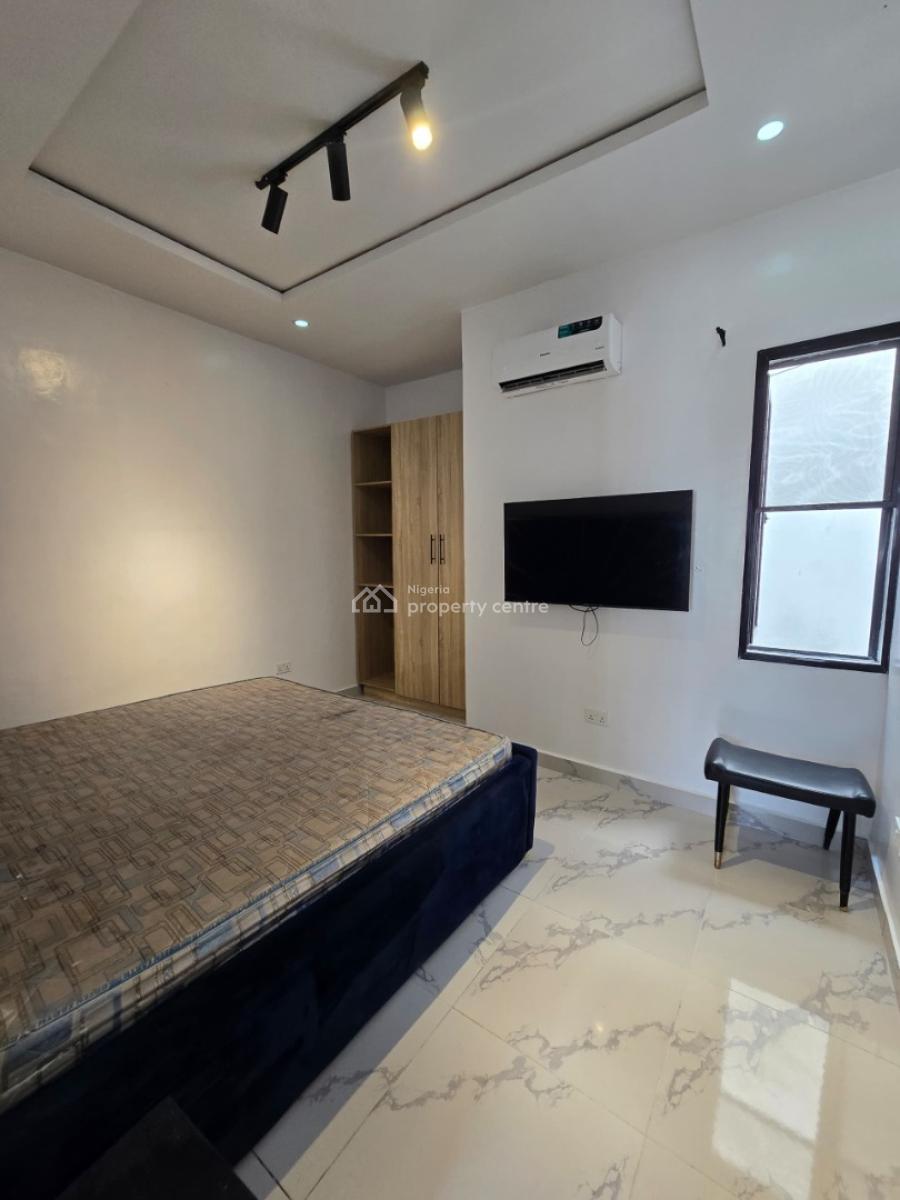 4bedroom Terrace Duplex in Orchid, Orchid Road, Lafiaji, Lekki, Lagos, Terraced Duplex for Sale