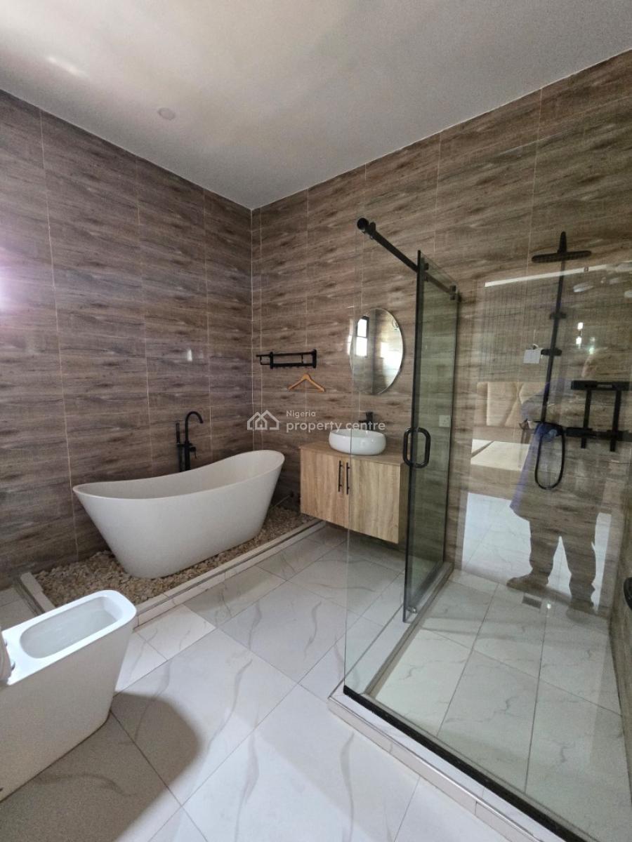 4bedroom Terrace Duplex in Orchid, Orchid Road, Lafiaji, Lekki, Lagos, Terraced Duplex for Sale