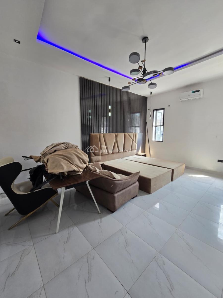 4bedroom Terrace Duplex in Orchid, Orchid Road, Lafiaji, Lekki, Lagos, Terraced Duplex for Sale