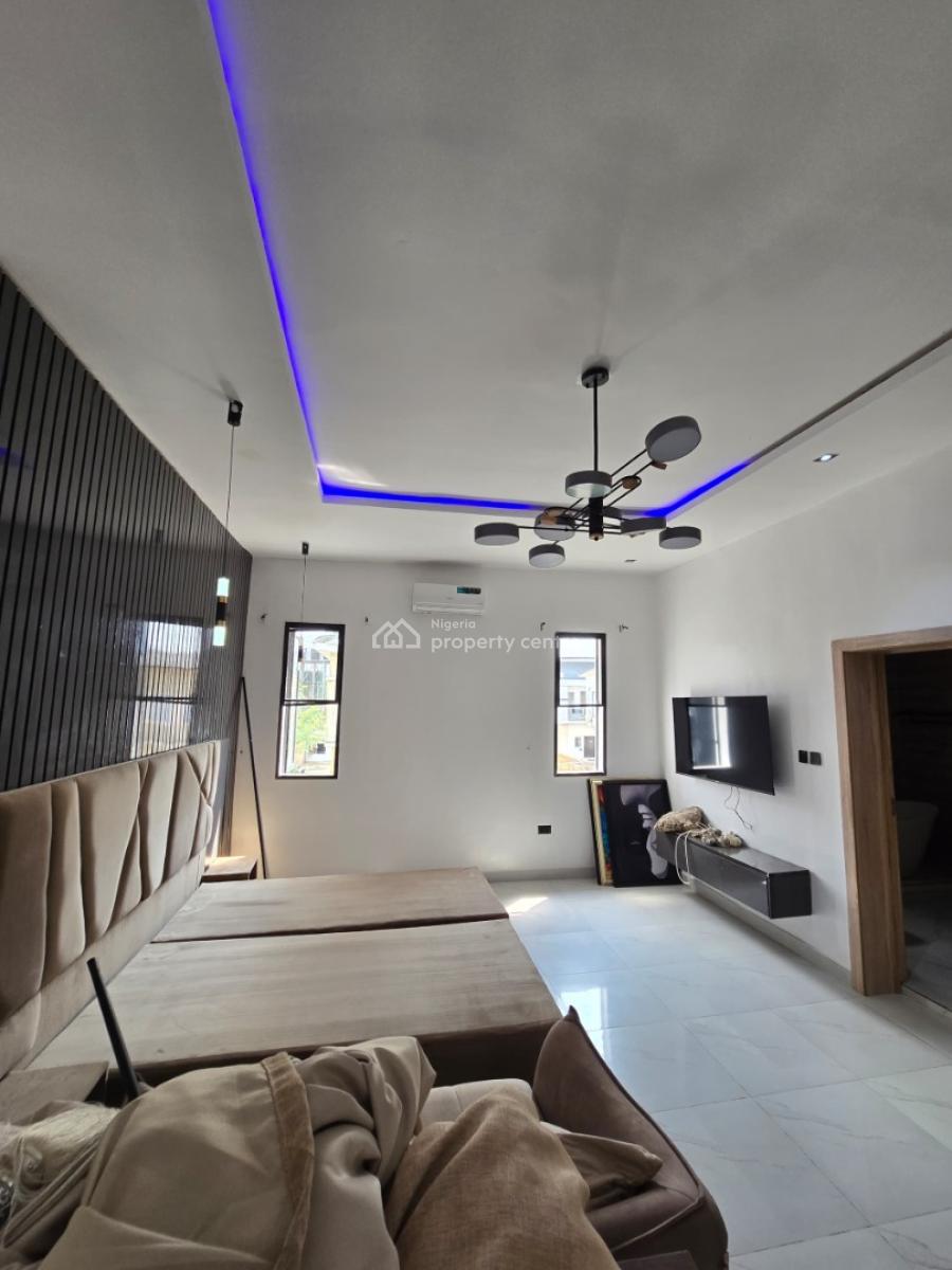 4bedroom Terrace Duplex in Orchid, Orchid Road, Lafiaji, Lekki, Lagos, Terraced Duplex for Sale