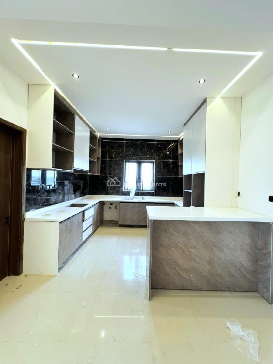 2  Bedroom Apartment, Ikate Elegushi, Lekki, Lagos, Flat / Apartment for Sale
