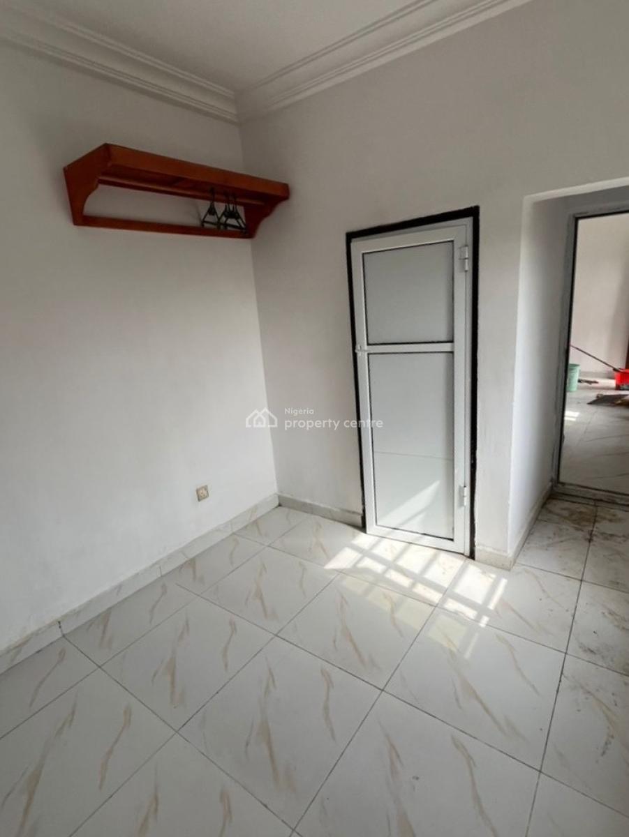 Just in: Serene Environment, Via Thera Annex, Sangotedo, Ajah, Lagos, Mini Flat (room and Parlour) for Rent