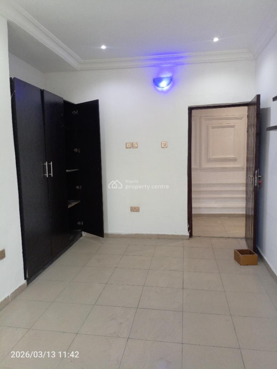3 Bedroom Luxurious Upstair Flat, Thomas Estate, By Eco Bank Addo Road, Ajiwe, Ajah, Lagos, Flat / Apartment for Rent