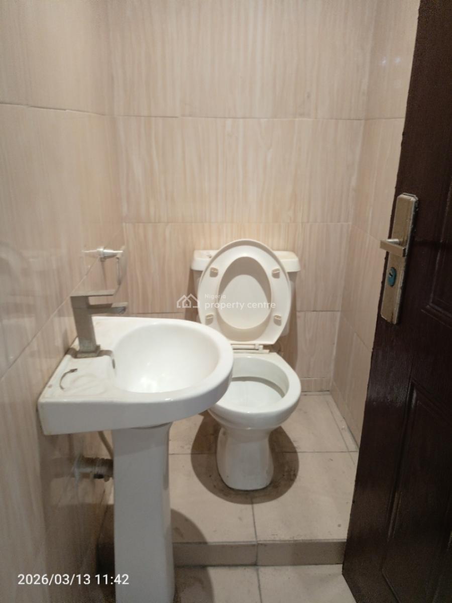 3 Bedroom Luxurious Upstair Flat, Thomas Estate, By Eco Bank Addo Road, Ajiwe, Ajah, Lagos, Flat / Apartment for Rent