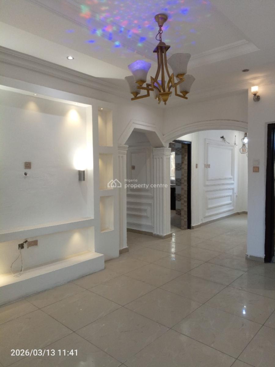 3 Bedroom Luxurious Upstair Flat, Thomas Estate, By Eco Bank Addo Road, Ajiwe, Ajah, Lagos, Flat / Apartment for Rent