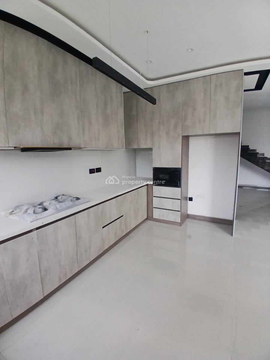 Tastefully Finished and Newly Built and Serviced with 24/7 Power Supply, Lekki Phase 1, Lekki, Lagos, Flat / Apartment for Rent