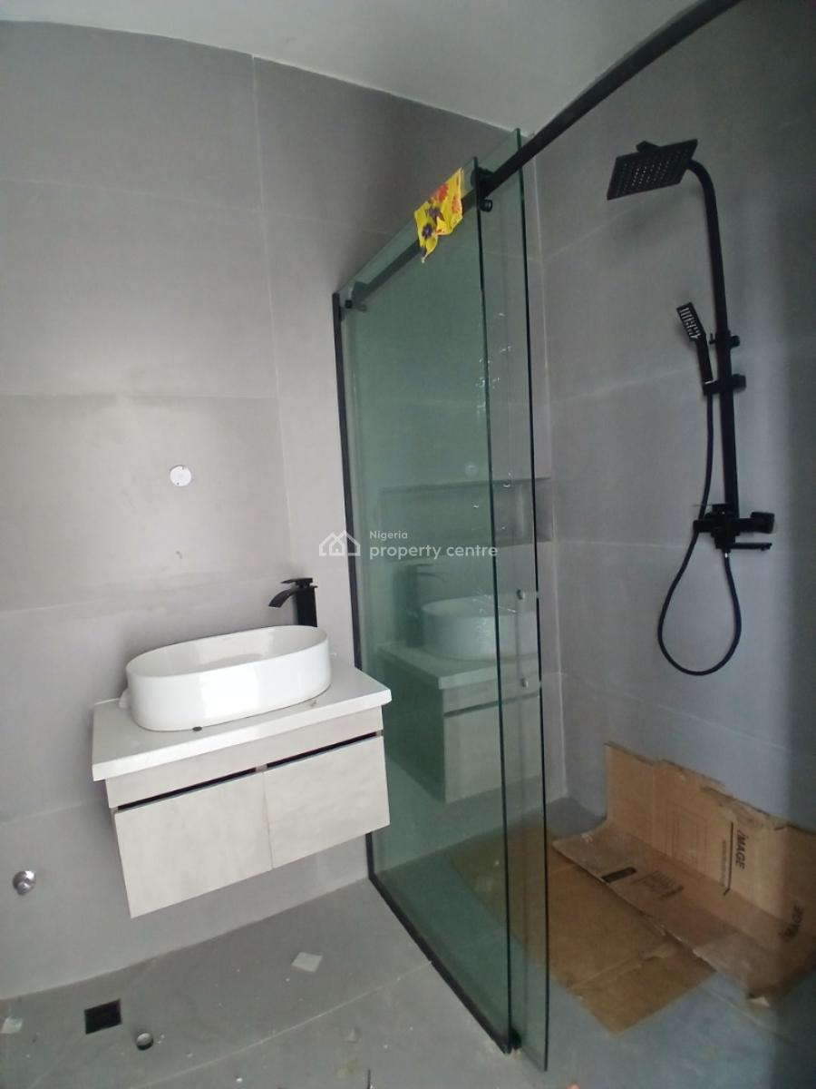 Tastefully Finished and Newly Built and Serviced with 24/7 Power Supply, Lekki Phase 1, Lekki, Lagos, Flat / Apartment for Rent