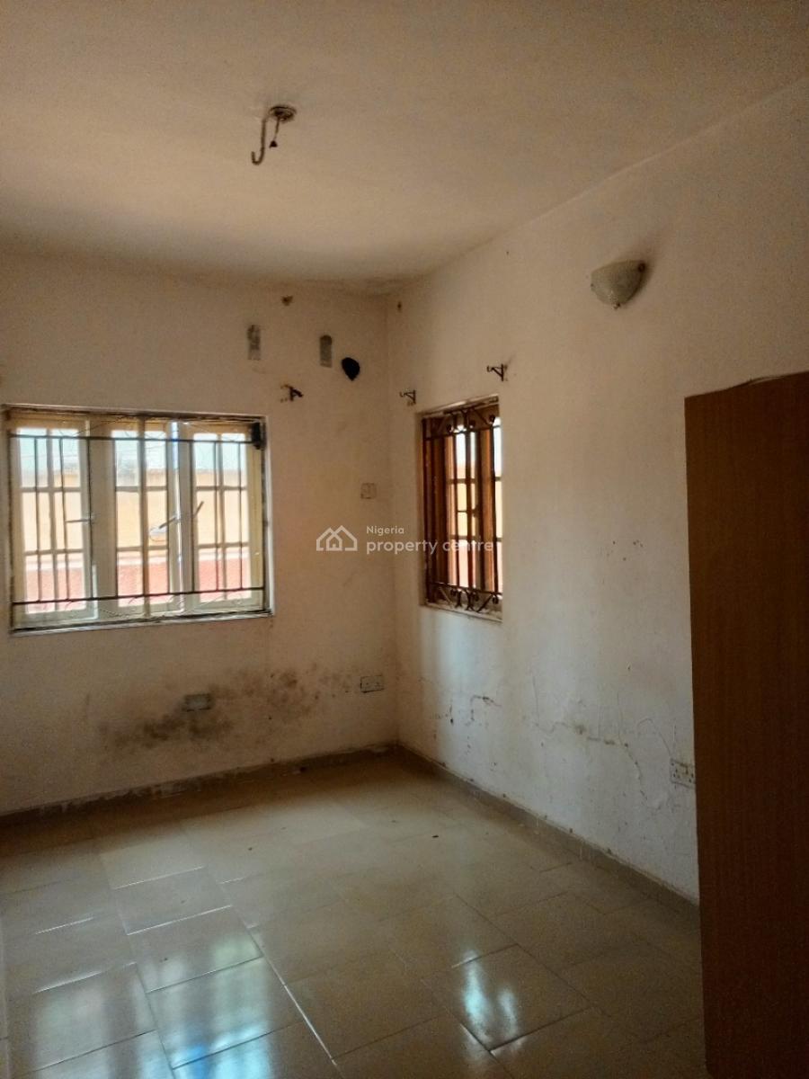 a Room Shared Apartment, Ira Nla Through Alasia, Off Aja-sangotedo Road, Ajah, Lagos, Self Contain (single Rooms) for Rent