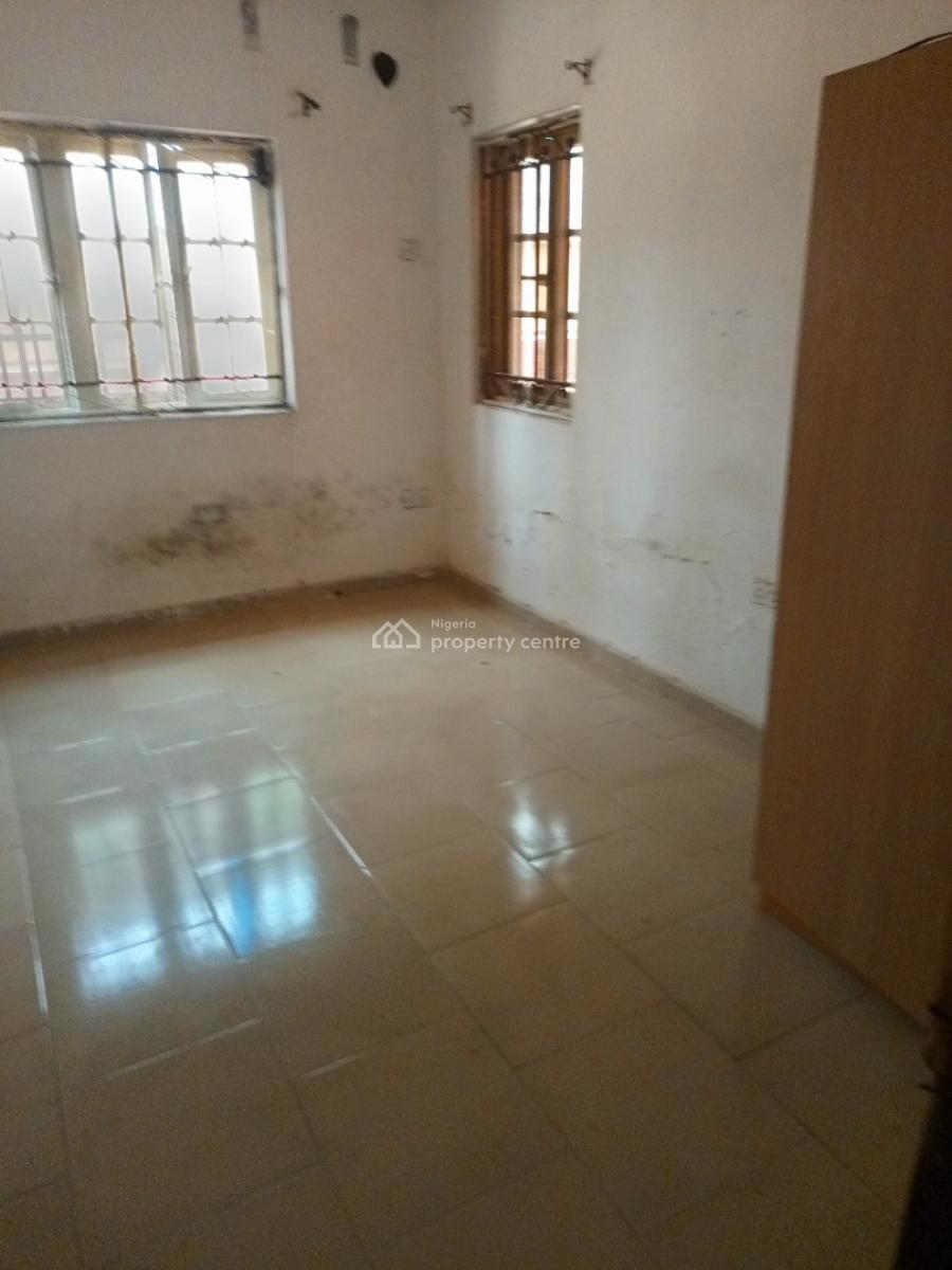 a Room Shared Apartment, Ira Nla Through Alasia, Off Aja-sangotedo Road, Ajah, Lagos, Self Contain (single Rooms) for Rent