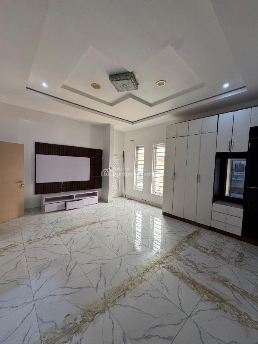 Self Contain Masters, Chevy View Estate, Lekki Expressway, Lekki, Lagos, Self Contain (single Rooms) for Rent