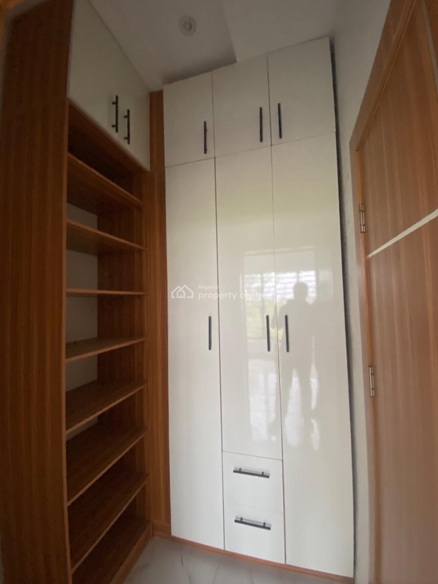 Beautifully Built Spacious 5 Bedroom in Serene & Beautiful Estate with Greenery, Abraham Adesanya, Ajah, Lagos, Detached Duplex for Sale