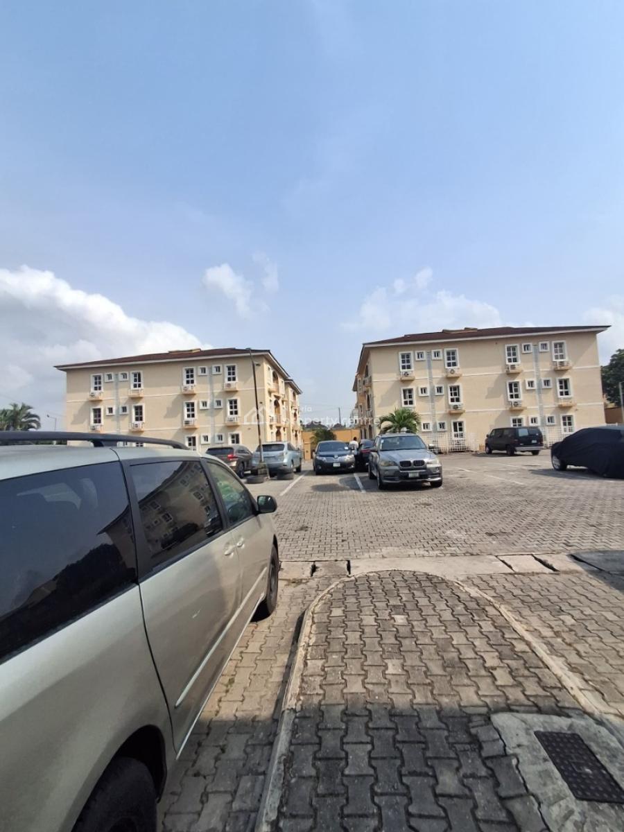 Fully Serviced 3 Bedroom Flat with 24hours Power, Milverton Estate, Jakande, Lekki, Lagos, Flat / Apartment for Rent
