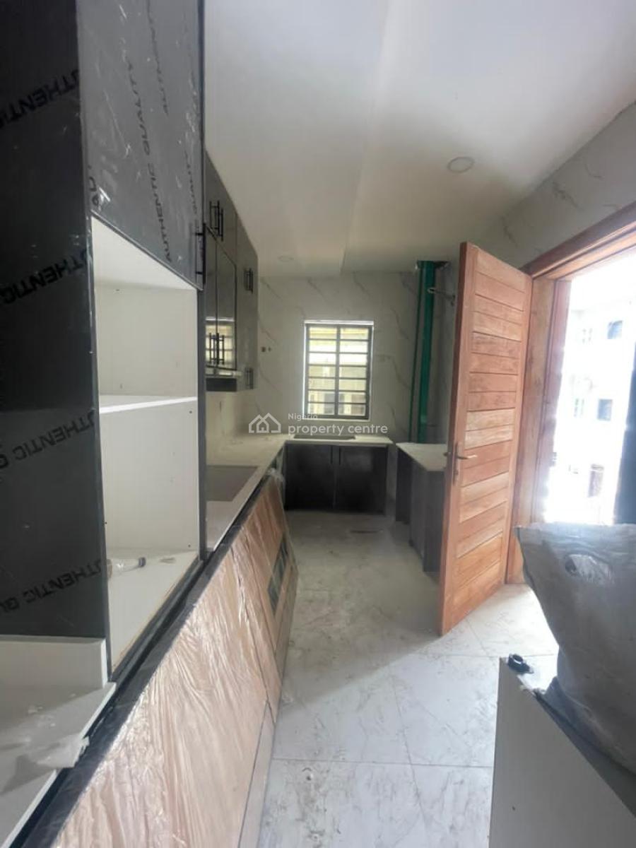Luxury Serviced 2 Bedroom Apartment with Excellent Facilities, Lekki Right, Lekki, Lagos, Flat / Apartment for Rent