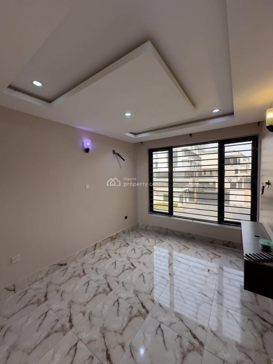 3 Bedroom Apartment, Lekki Phase 1, Lekki, Lagos, Flat / Apartment for Rent