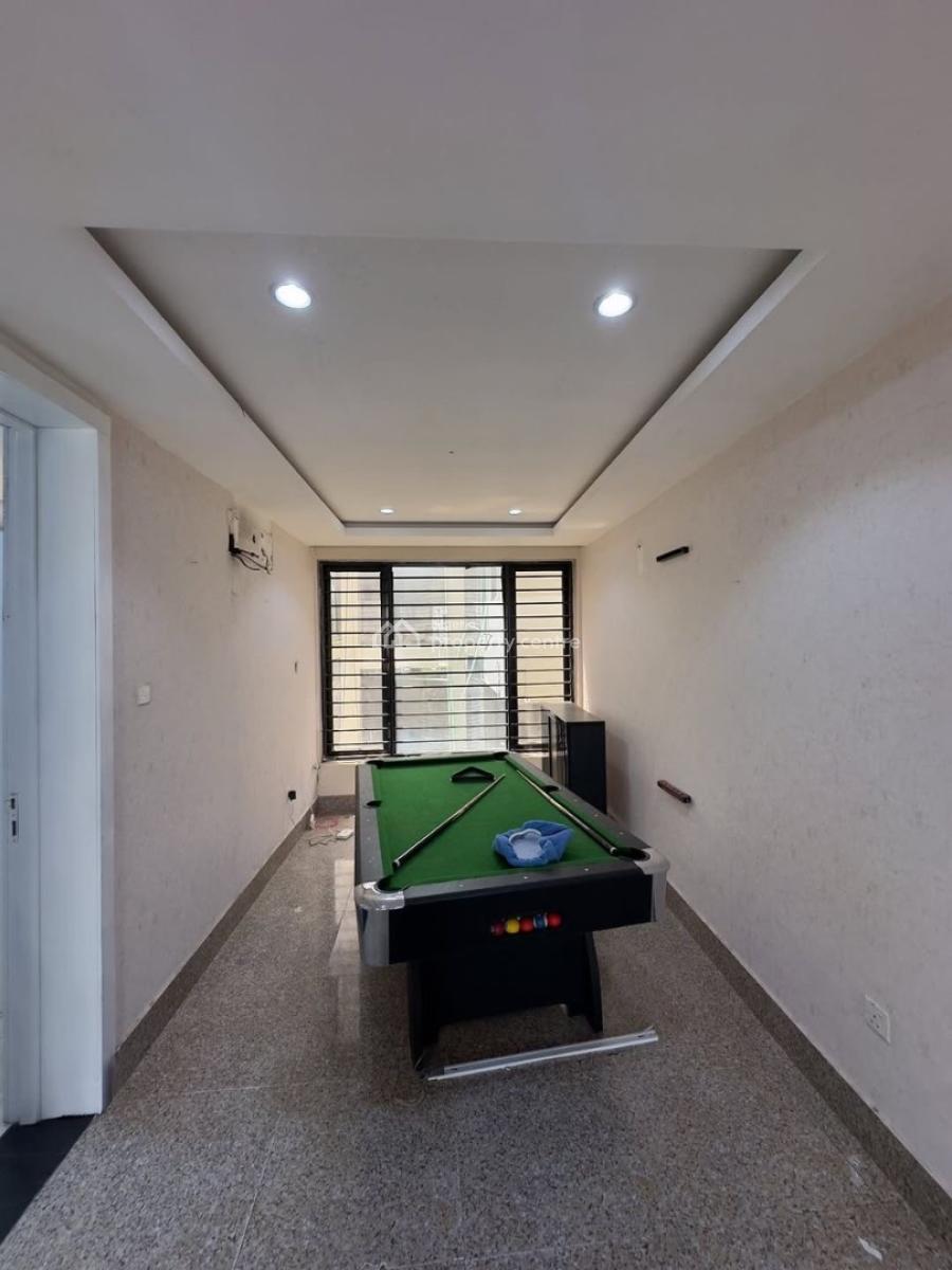 3 Bedroom Apartment, Lekki Phase 1, Lekki, Lagos, Flat / Apartment for Rent