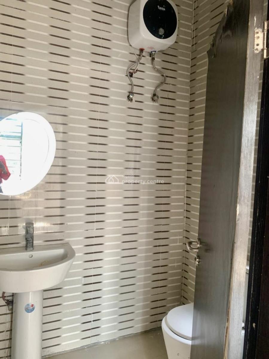 Luxury and Beautiful in Serene Surroundings, Ajah, Lagos, Flat / Apartment for Rent