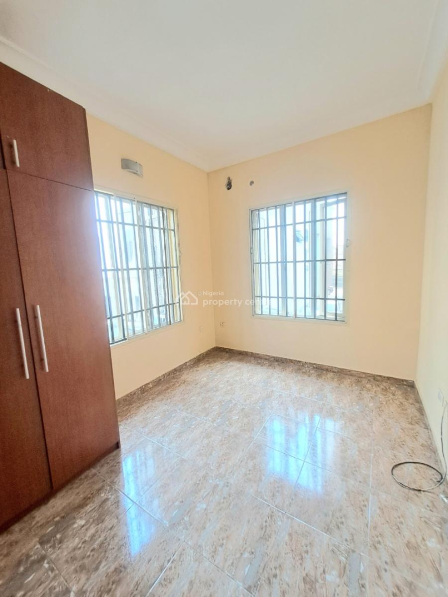 Well Built 3 Bedroom Apartment in a Gated Estate, Chevron Drive, Lekki, Lagos, Flat / Apartment for Rent