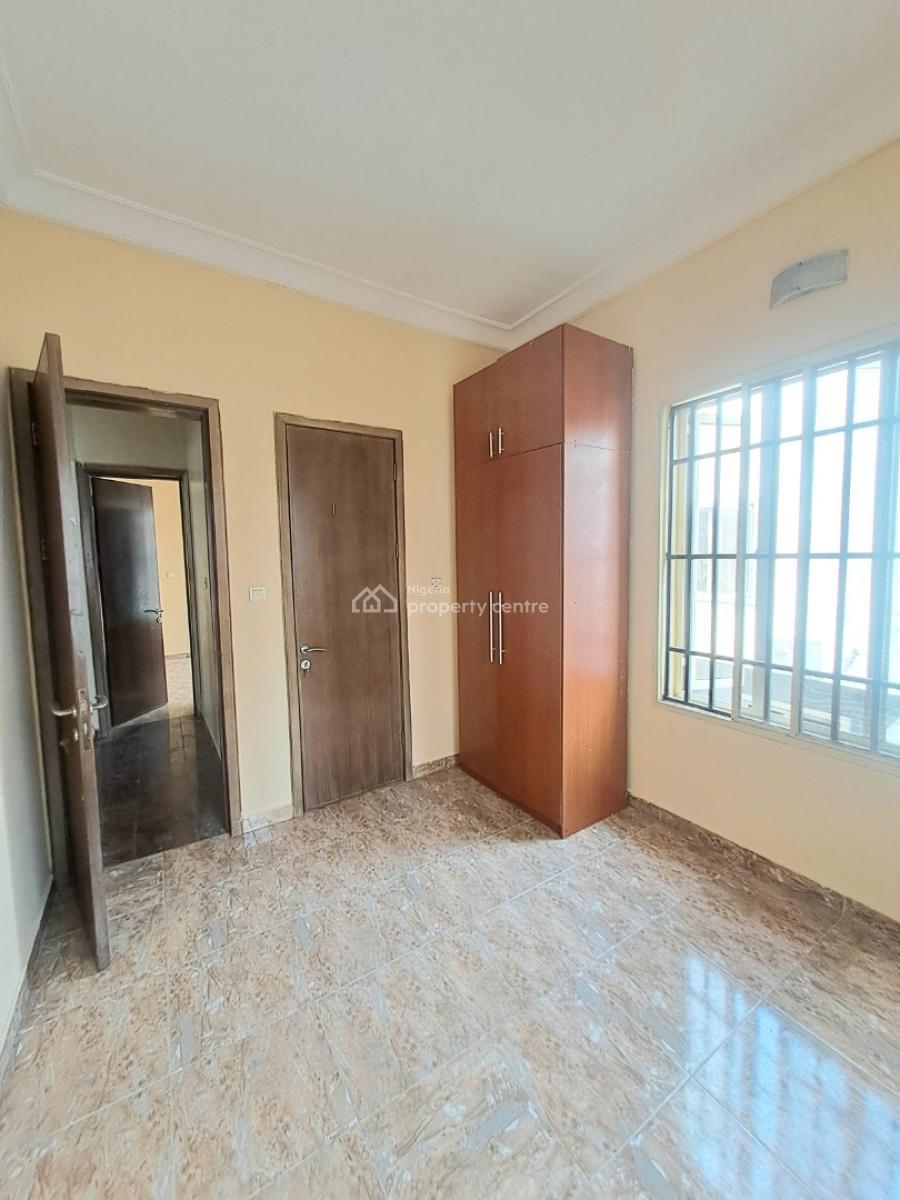 Well Built 3 Bedroom Apartment in a Gated Estate, Chevron Drive, Lekki, Lagos, Flat / Apartment for Rent