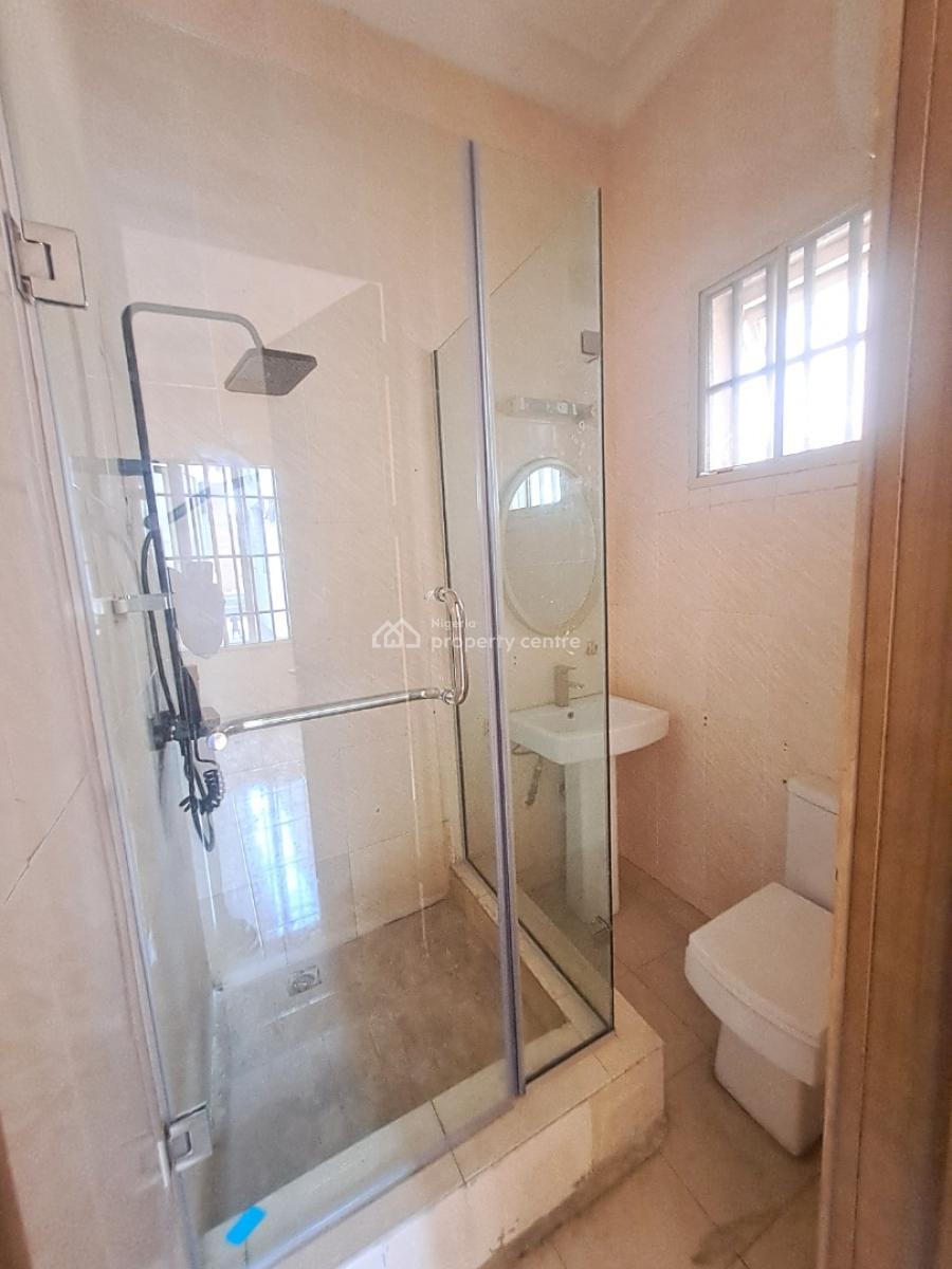 Well Built 3 Bedroom Apartment in a Gated Estate, Chevron Drive, Lekki, Lagos, Flat / Apartment for Rent