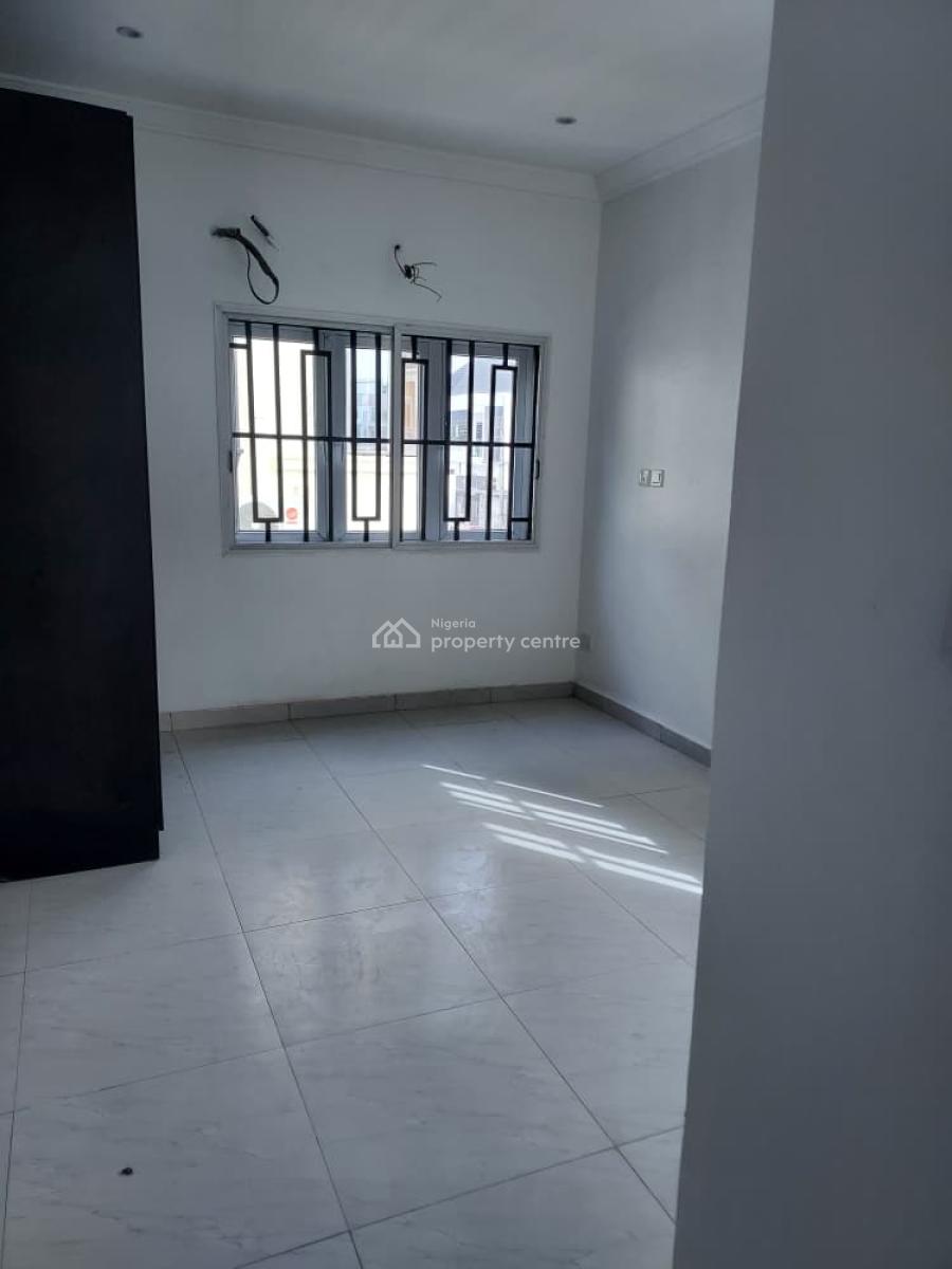 Luxury Meets  Comfort 4 Bedroom Terrace, Ikota Villa Estate, Ikota, Lekki, Lagos, Flat / Apartment for Rent
